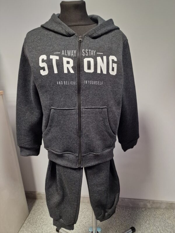 Strong kirjaga dressikomplekt - Image 2