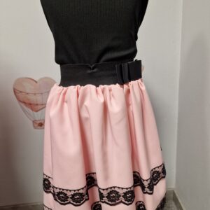 Roosa seelik pitsist kaunistused