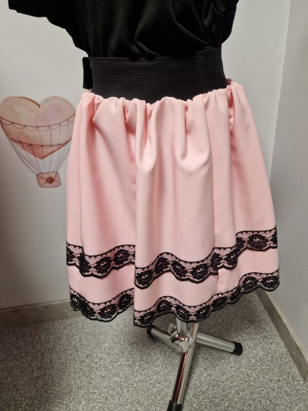 Roosa seelik pitsist kaunistused - Image 3